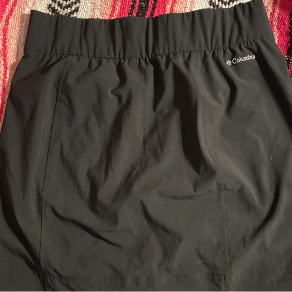 Black Columbia skirt